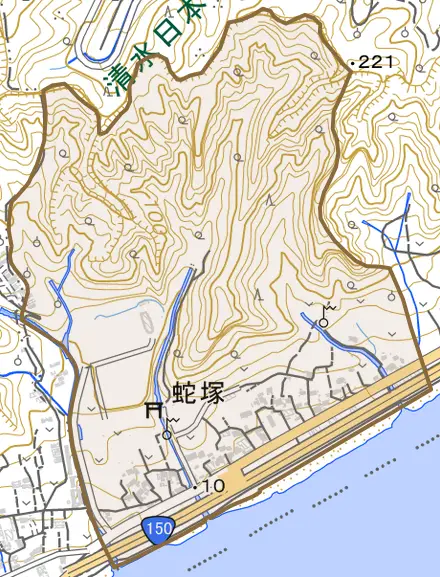 蛇塚とその周辺の地図。町の範囲を重ねている