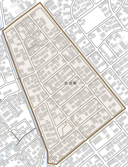 大沢町とその周辺の地図。町の範囲を重ねている