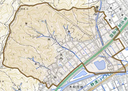大内とその周辺の地図。町の範囲を重ねている