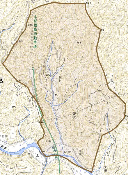 葛沢とその周辺の地図。町の範囲を重ねている