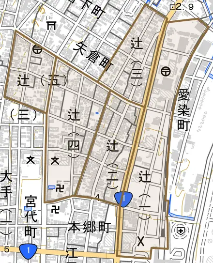 辻とその周辺の地図。町の範囲を重ねている