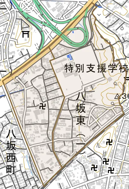 八坂東とその周辺の地図。町の範囲を重ねている