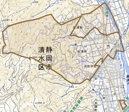 谷津町とその周辺の地図。町の範囲を重ねている