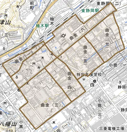 曲金とその周辺の地図。町の範囲を重ねている