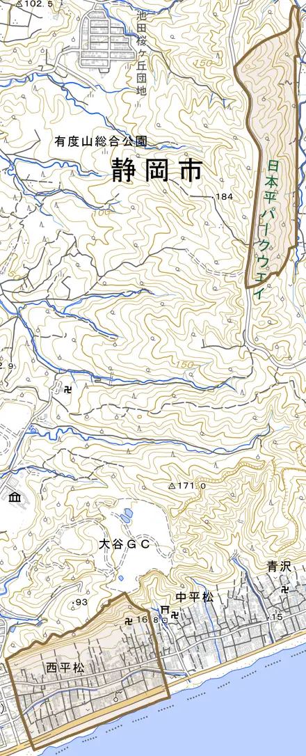 西平松とその周辺の地図。町の範囲を重ねている