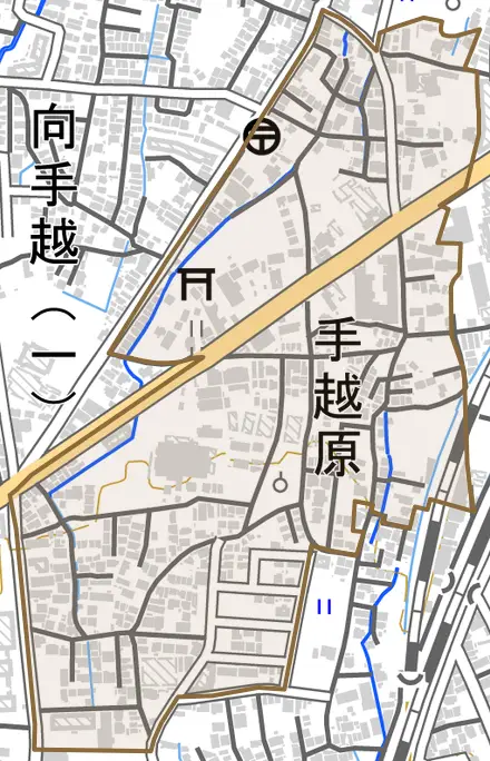手越原とその周辺の地図。町の範囲を重ねている