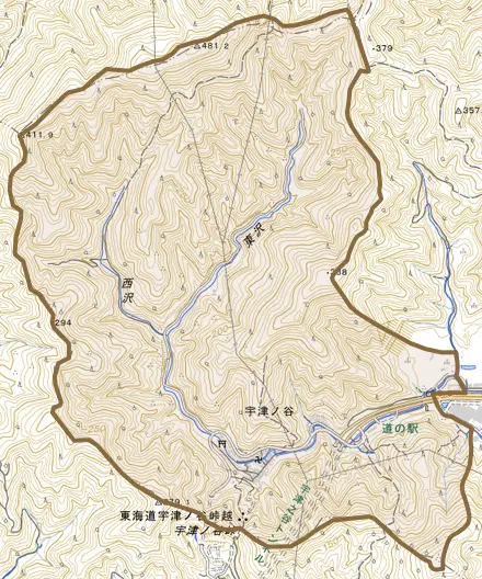 宇津ノ谷とその周辺の地図。町の範囲を重ねている