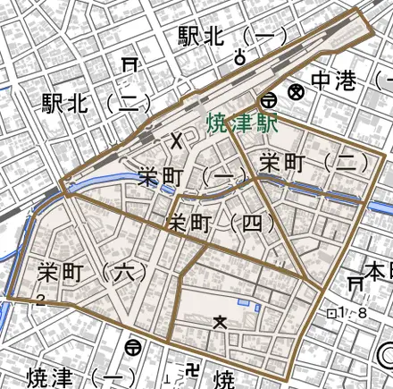 栄町とその周辺の地図。町の範囲を重ねている