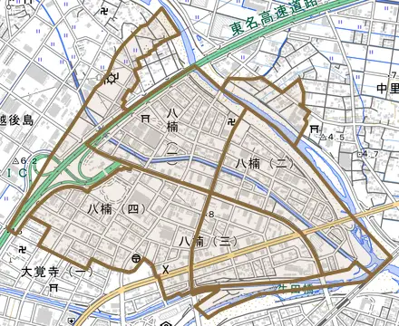 八楠とその周辺の地図。町の範囲を重ねている