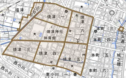 焼津とその周辺の地図。町の範囲を重ねている