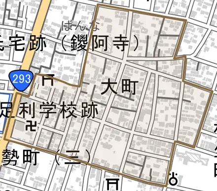 大町とその周辺の地図。町の範囲を重ねている