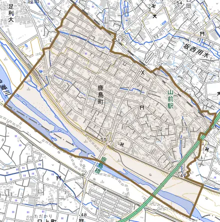 鹿島町とその周辺の地図。町の範囲を重ねている