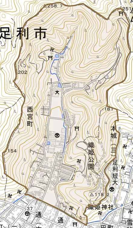西宮町とその周辺の地図。町の範囲を重ねている
