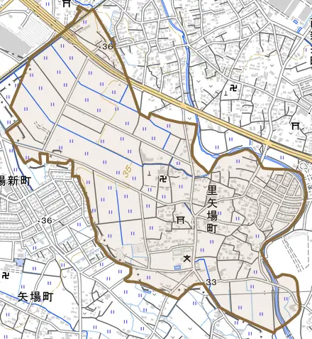 里矢場町とその周辺の地図。町の範囲を重ねている
