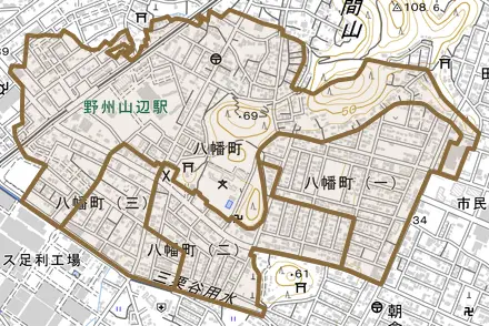 八幡町とその周辺の地図。町の範囲を重ねている