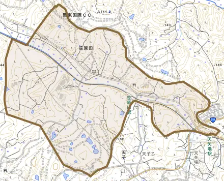 大字笹原田とその周辺の地図。町の範囲を重ねている