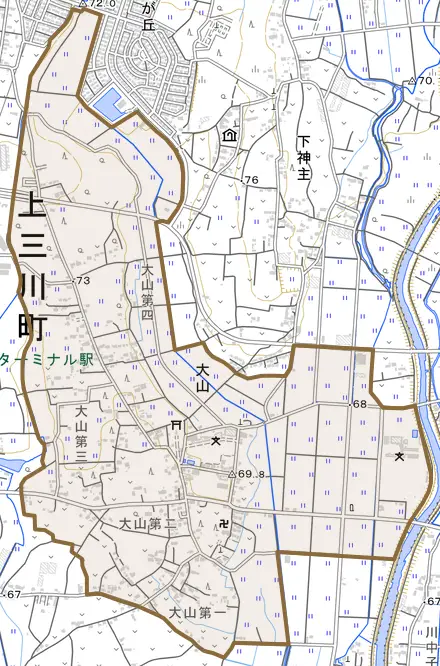大字大山とその周辺の地図。町の範囲を重ねている