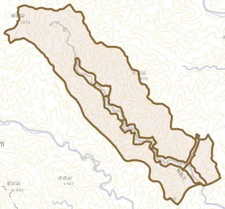 入粟野とその周辺の地図。町の範囲を重ねている