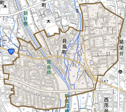 貝島町とその周辺の地図。町の範囲を重ねている