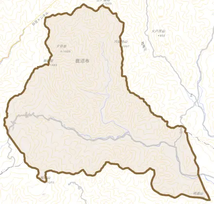 草久とその周辺の地図。町の範囲を重ねている