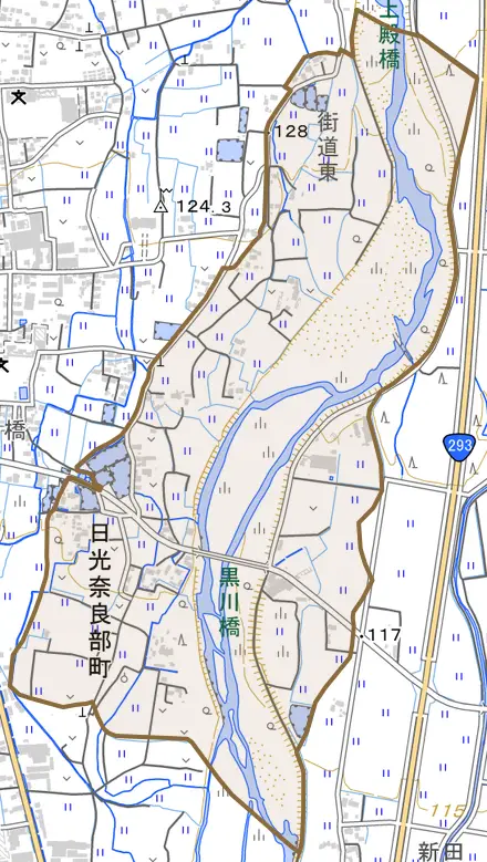 日光奈良部町とその周辺の地図。町の範囲を重ねている
