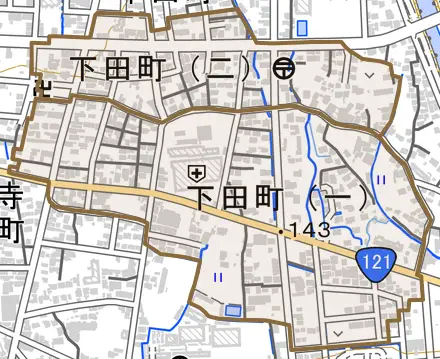 下田町とその周辺の地図。町の範囲を重ねている