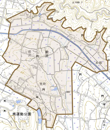 大字前沢とその周辺の地図。町の範囲を重ねている