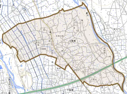 大字上稲葉とその周辺の地図。町の範囲を重ねている