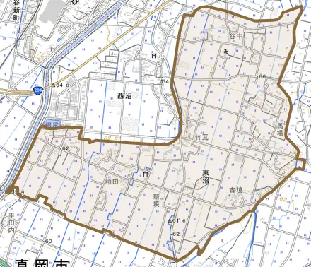東沼とその周辺の地図。町の範囲を重ねている