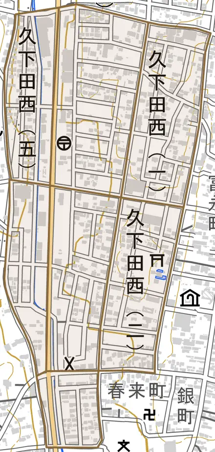久下田西とその周辺の地図。町の範囲を重ねている
