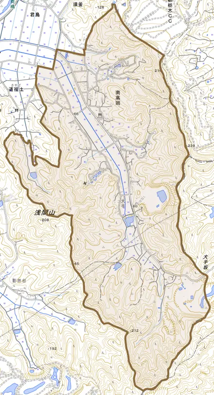 南高岡とその周辺の地図。町の範囲を重ねている