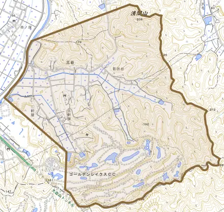 三谷とその周辺の地図。町の範囲を重ねている
