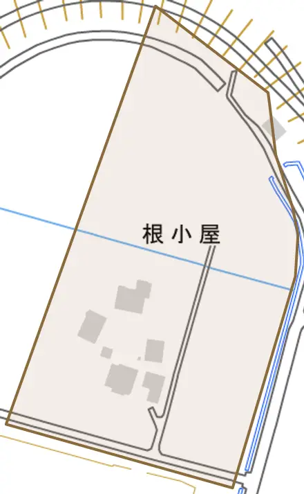 根小屋とその周辺の地図。町の範囲を重ねている