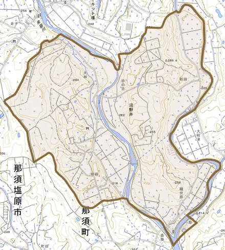 大字沼野井とその周辺の地図。町の範囲を重ねている