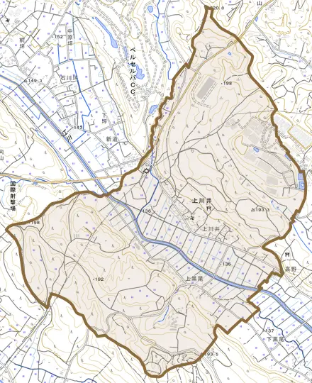 上川井とその周辺の地図。町の範囲を重ねている