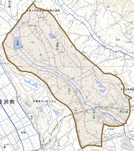 鴻野山とその周辺の地図。町の範囲を重ねている