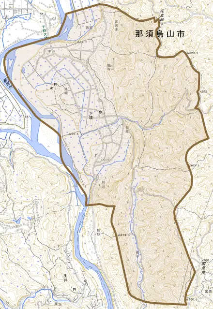 下境とその周辺の地図。町の範囲を重ねている
