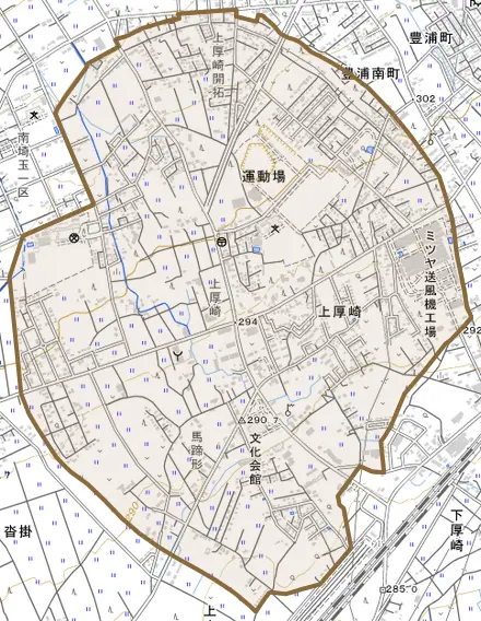 上厚崎とその周辺の地図。町の範囲を重ねている