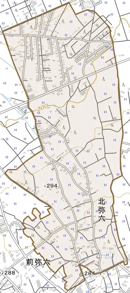 北弥六とその周辺の地図。町の範囲を重ねている