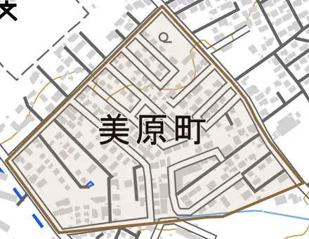 美原町とその周辺の地図。町の範囲を重ねている