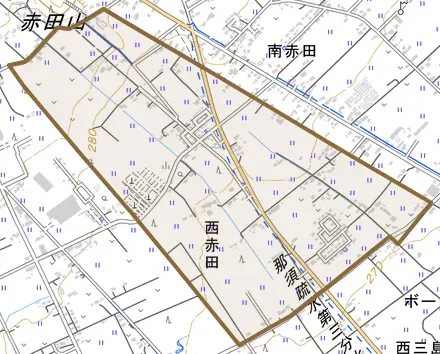 西赤田とその周辺の地図。町の範囲を重ねている