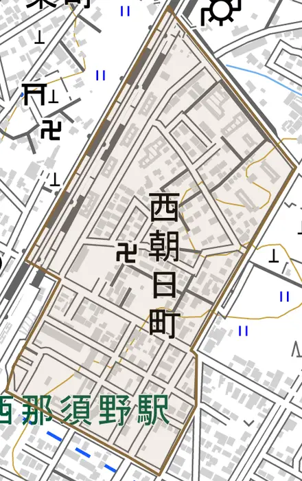 西朝日町とその周辺の地図。町の範囲を重ねている