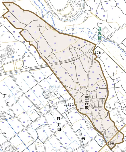 西遅沢とその周辺の地図。町の範囲を重ねている