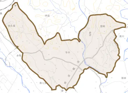 寺子とその周辺の地図。町の範囲を重ねている