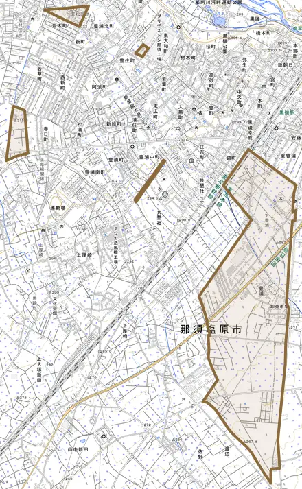 豊浦とその周辺の地図。町の範囲を重ねている