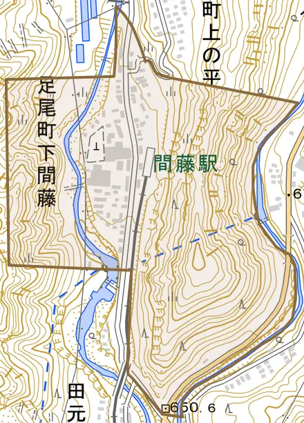 足尾町下間藤とその周辺の地図。町の範囲を重ねている