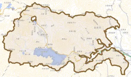 中宮祠とその周辺の地図。町の範囲を重ねている