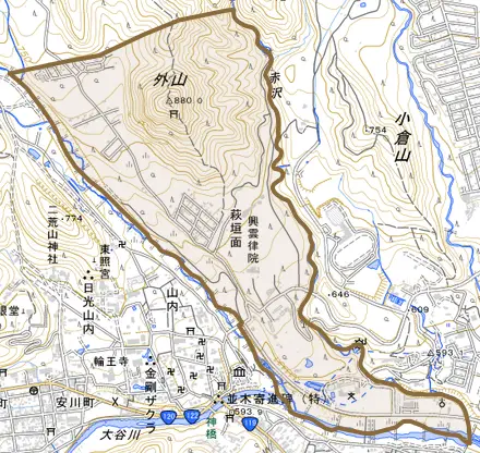 萩垣面とその周辺の地図。町の範囲を重ねている