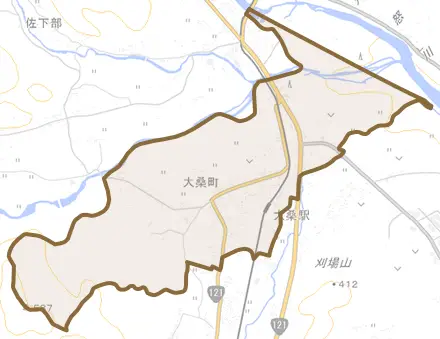 大桑町とその周辺の地図。町の範囲を重ねている