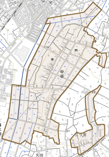 大字中谷とその周辺の地図。町の範囲を重ねている